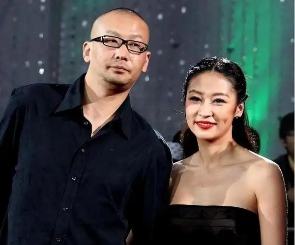 19年后再看管虎现任妻子梁静的现状才明白马伊琍的精明