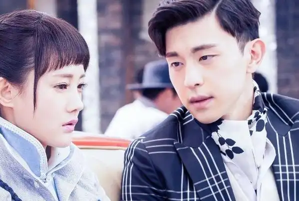 和李现,邓伦男神合作,不火却自嘲体寒|李一桐|李现|替身_新浪新闻