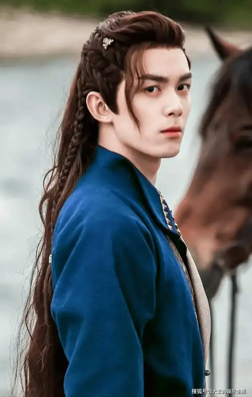 7位"等比例"长大的童星,长得只有身高,长相如同"复制粘贴"_杨幂_吴磊