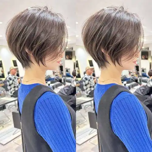 爱短发的女士看过来,动感层次短发来了,瘦脸时尚很有型_发型_女性