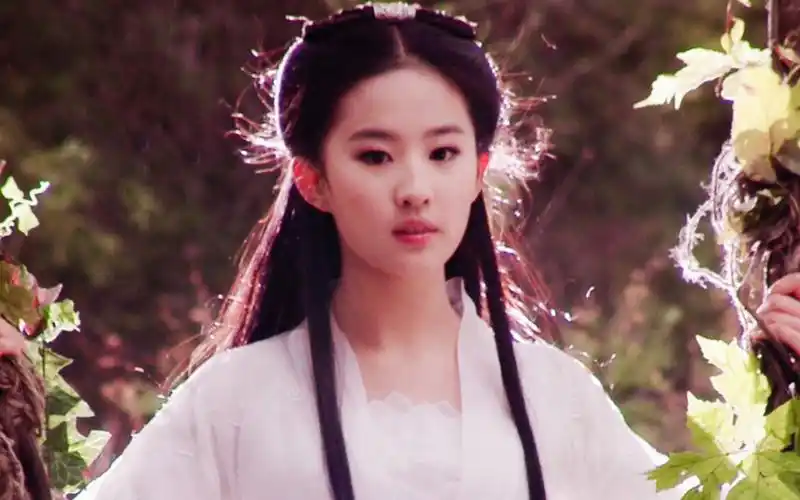 刘亦菲神雕侠侣饰演小龙女