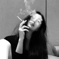 头像女霸气冷酷无情黑白图片_微信头像图片大全