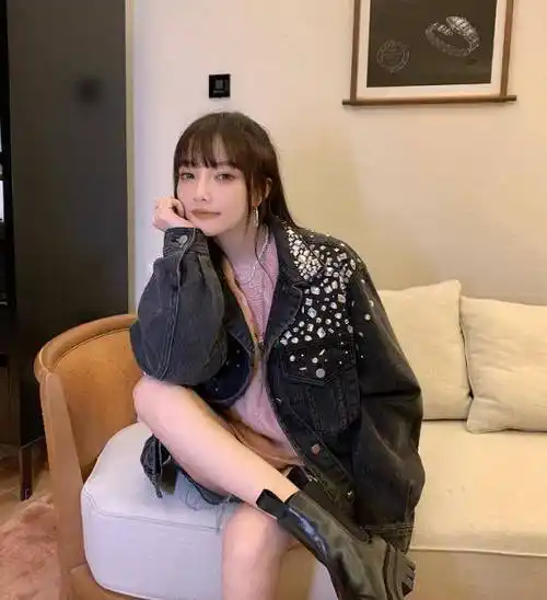 还是40岁李小璐懂得扮美!