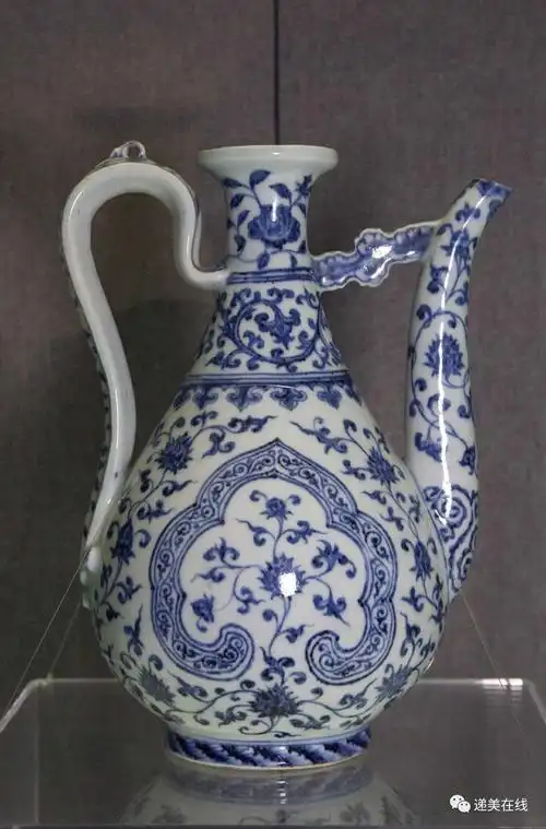 【馆藏瓷器高清实拍】天津博物馆藏瓷器——明代青花