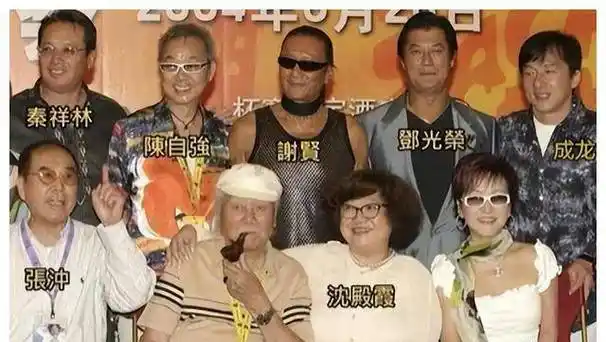 谢贤:成龙称他是传奇,向华强让他三分,巅峰时李小龙也得靠边站_香港