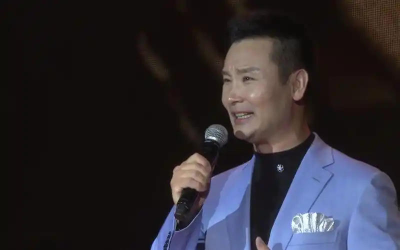 《父亲》_刘和刚哈工大演唱