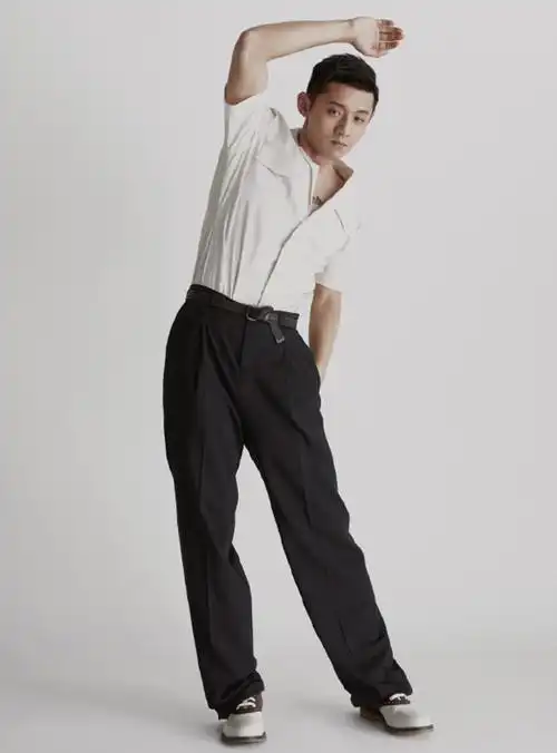 乒乓球队运动员张继科时尚大片写真