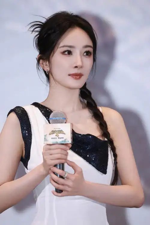 杨幂化妆师还是金鹤龙##功夫熊猫4