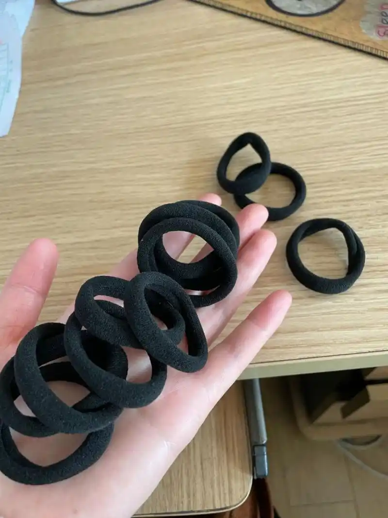 自从上次在海底捞服务员给了我一根绑头发之后推这个皮筋爱的一发不可