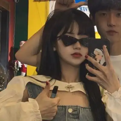 最火双人清晰真人情头-情侣头像 - 壁纸家