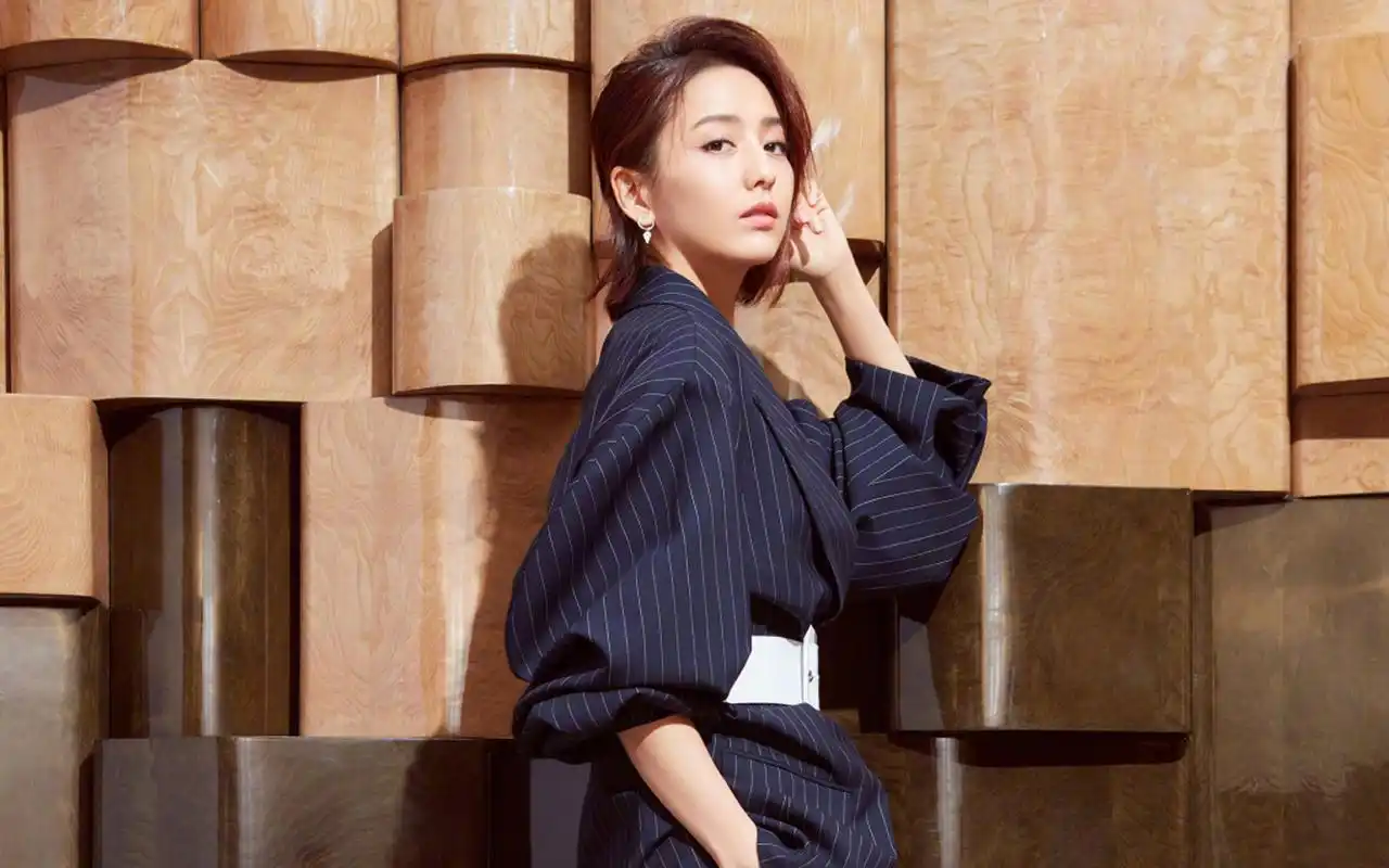 性感,时尚,高清,魅力大陆明星:佟丽娅性感魅力写真图片桌面壁纸