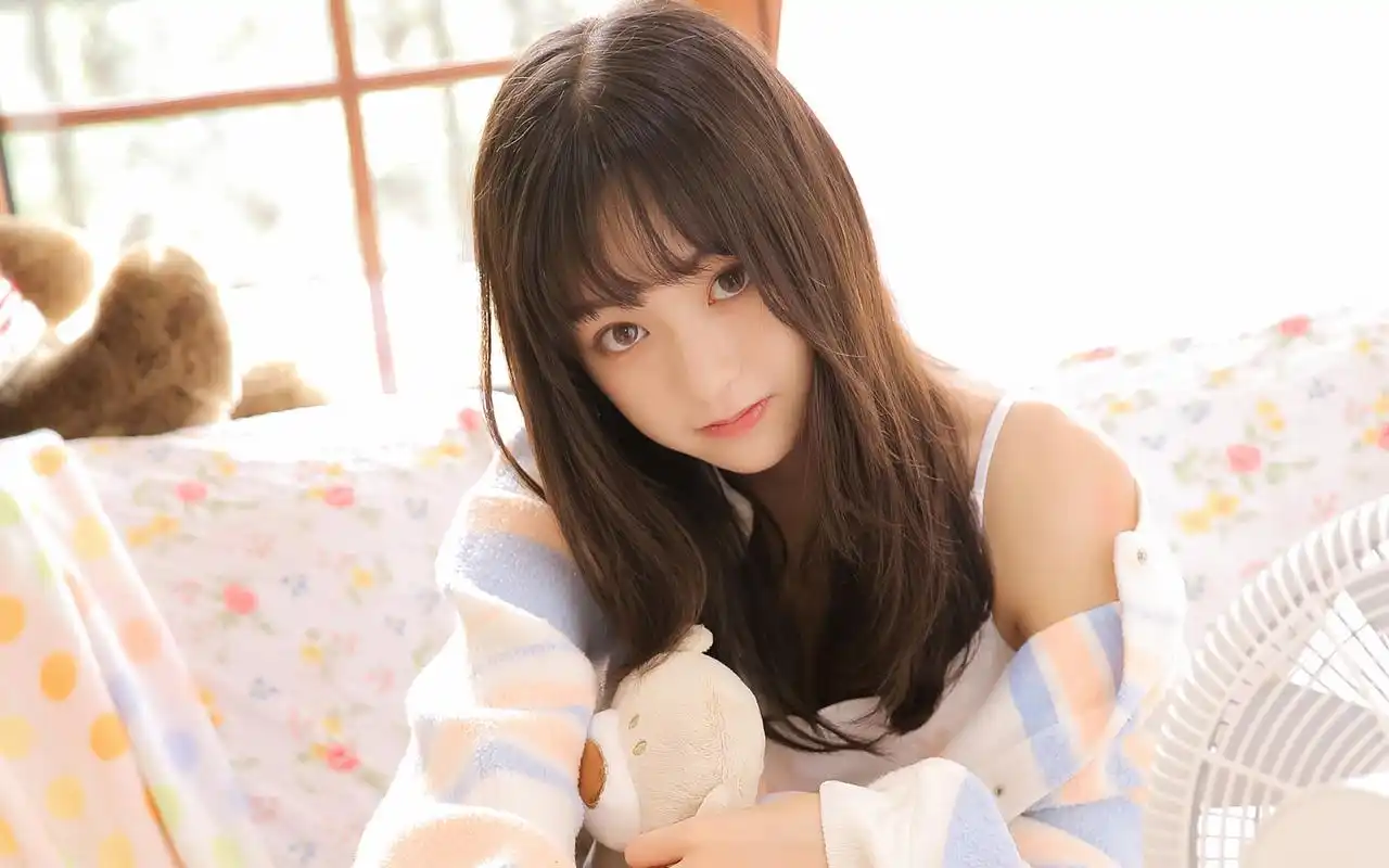 有首歌这样唱:"爱总是开始的很美丽,结束的没道理".