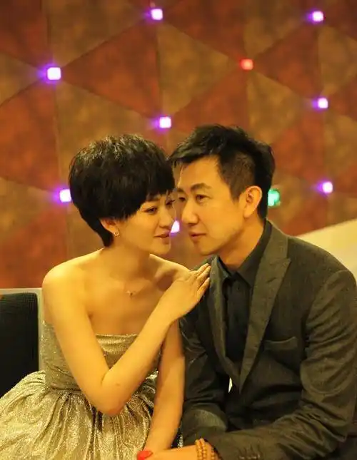 李小冉,前男友鄢颇每个女人的成长都是一部进化史,现在的李小冉苦尽