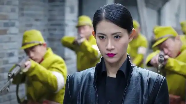 女特务大野洋子疯狂抓捕抗日义士,没想到总有一批神秘人出手相救