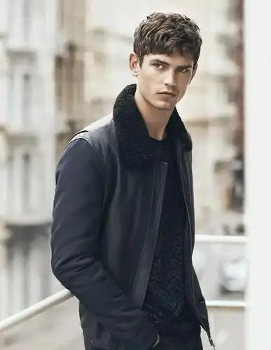 全球10大颜值最高的男模帅到极致的美男子