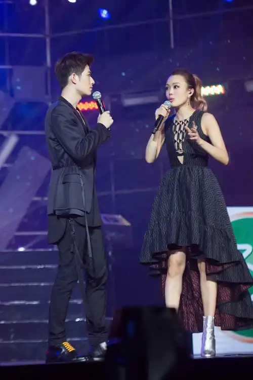 挑盟陈学冬搭档容祖儿深情对唱我要你