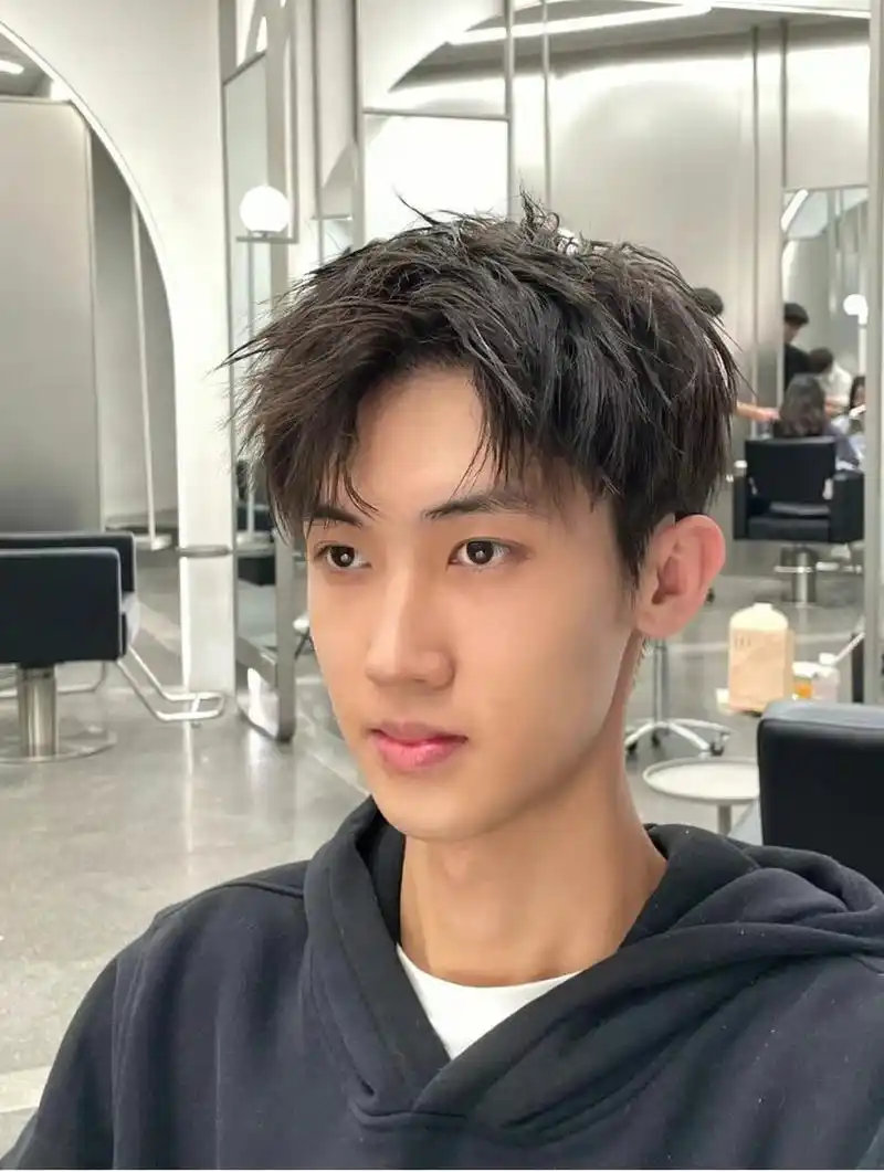 男士发型 | 摩根微分碎盖 锡纸烫钢夹烫摩根烫这三款烫发到底该如何