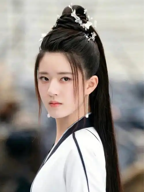 赵露思古装造型