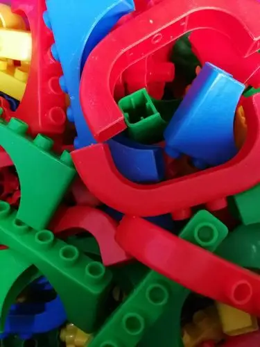 屯昌县坡心镇中心幼儿园 中二班 建构游戏