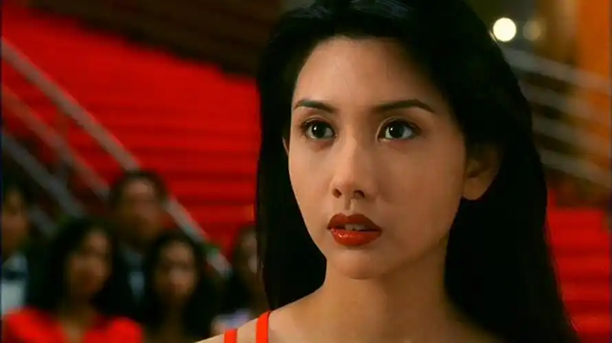 《赌神2》影评,周润发霸气登场,邱淑贞美到窒息