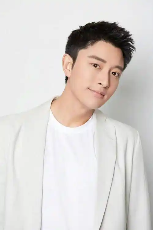 贾乃亮最大的问题,是缺乏自己的核心竞争力,演技也并不是特别好