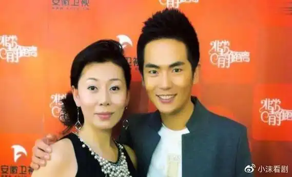 齐妃张雅萌晒日常一家人和谐融洽曾和温太医有过恋情