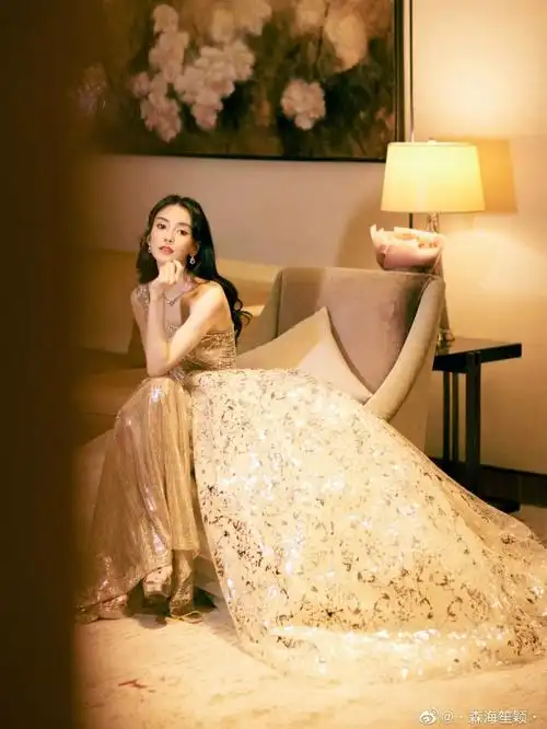 来欣赏鼻的美照吧!#angelababy  #向全世界安利杨颖