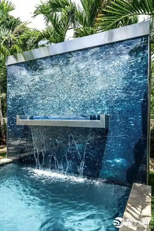 玻璃水幕墙效果图 西宁装修网带你了解水幕墙做法有哪些