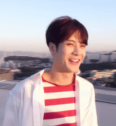 王嘉尔gif帅气gif笑容gif可爱gif