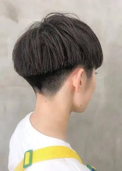 12款男生后脑勺发型留了好帅