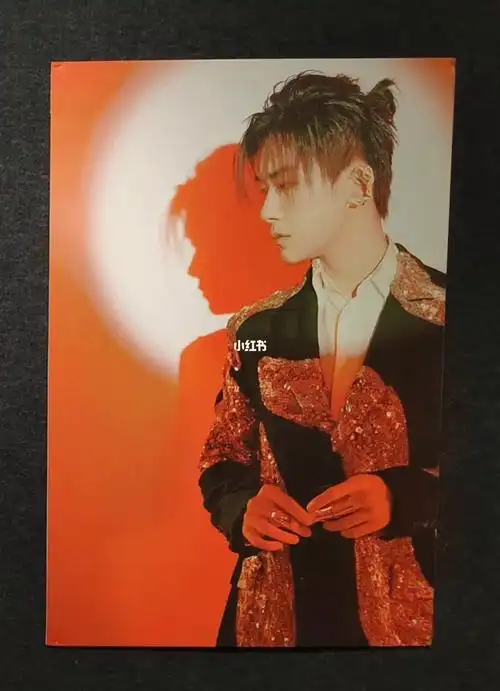 易烊千玺个人展