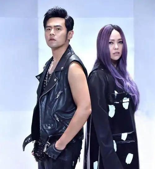 周杰伦给别人的歌她唱的很多首都是经典写给张韶涵的速度最快