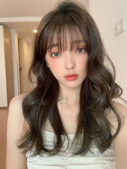 今日发型  #发型  #发色推荐  #亚麻色发色  #秋冬发色