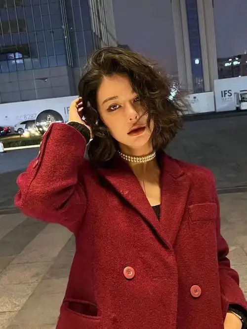 适合一刀切的烫发 港风复古卷