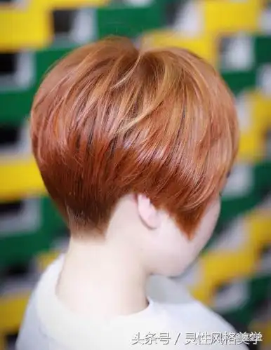 20款夏天流行清爽又俐落的「搓边」短发,让你过足短发的瘾!