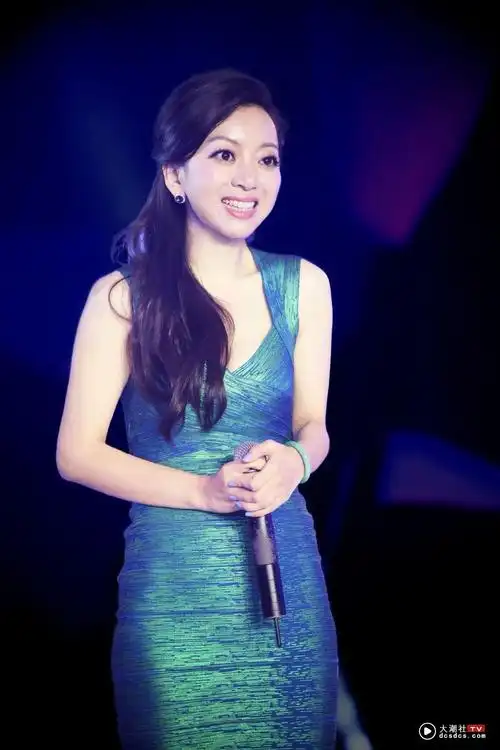 靠卖蚊香年入13亿,打破父辈誓言,这位潮汕80后女掌门