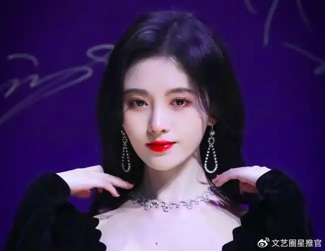 脸型崎岖,被吐糟没有发须修饰就是自行车坐垫|鞠婧祎|坐垫|脸型_新浪