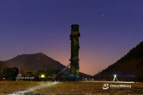 一身热血从未冷!我火箭军东风21a导弹也练战斗发射