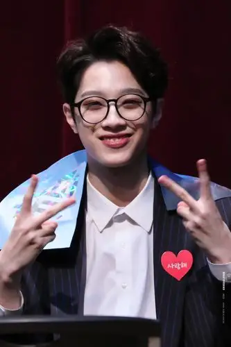 我是赖冠霖的母亲粉