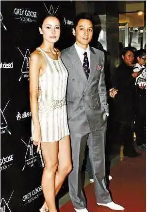 吴彦祖为什么娶了lisas看了他这位牛逼前任就懂了4