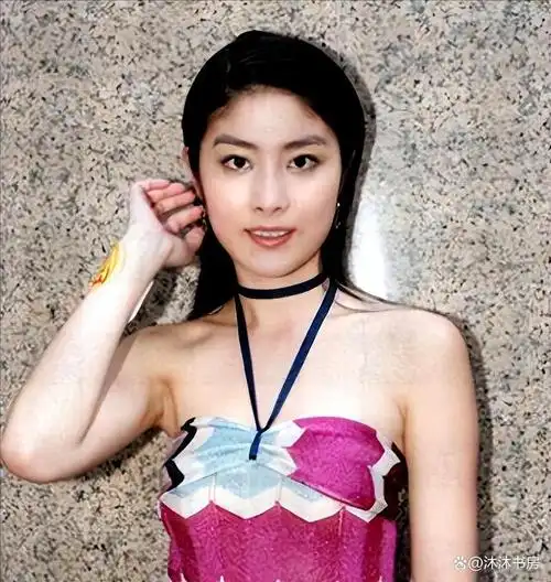 歌手陈慧琳出道25年零绯闻40岁高龄为初恋孕育51岁神颜依旧