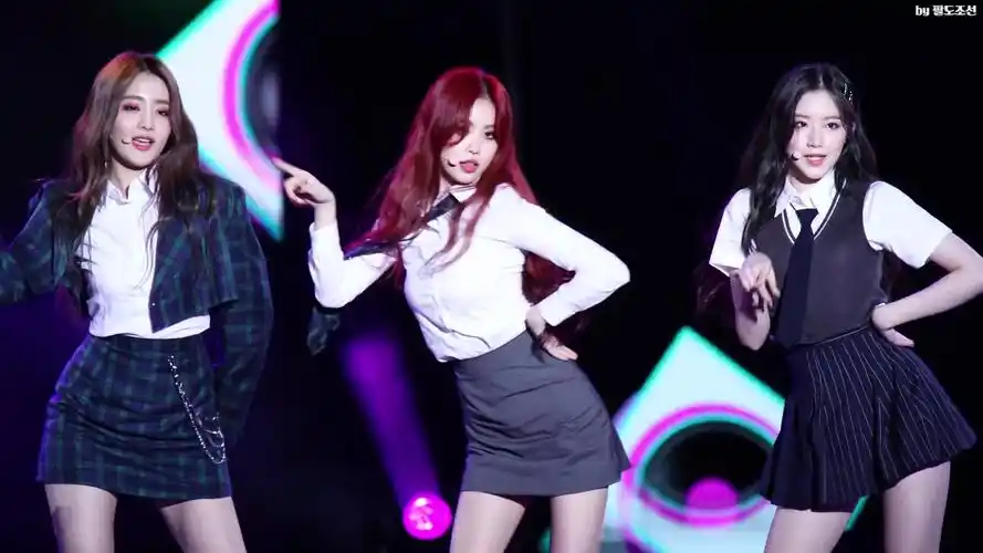 超酷韩国女团舞蹈 强烈推荐!