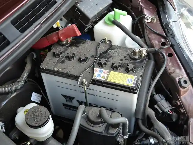 铃木北斗星x5 2012款 1.4mt巡航版(dlx)--蓄电池品牌/型号 / 126