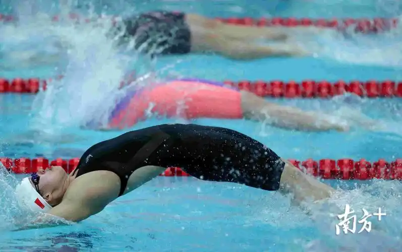 9月1日,天津奥林匹克中心游泳跳水馆,第十三届全运会女子100米仰泳