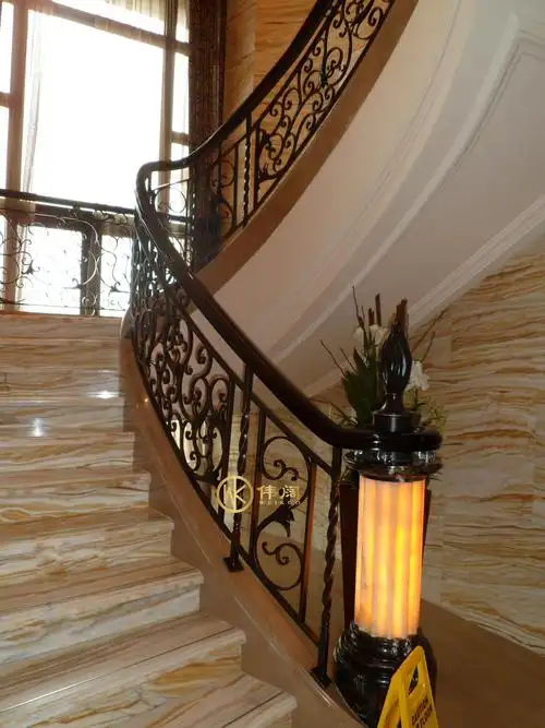 锻造铁艺楼梯栏杆030