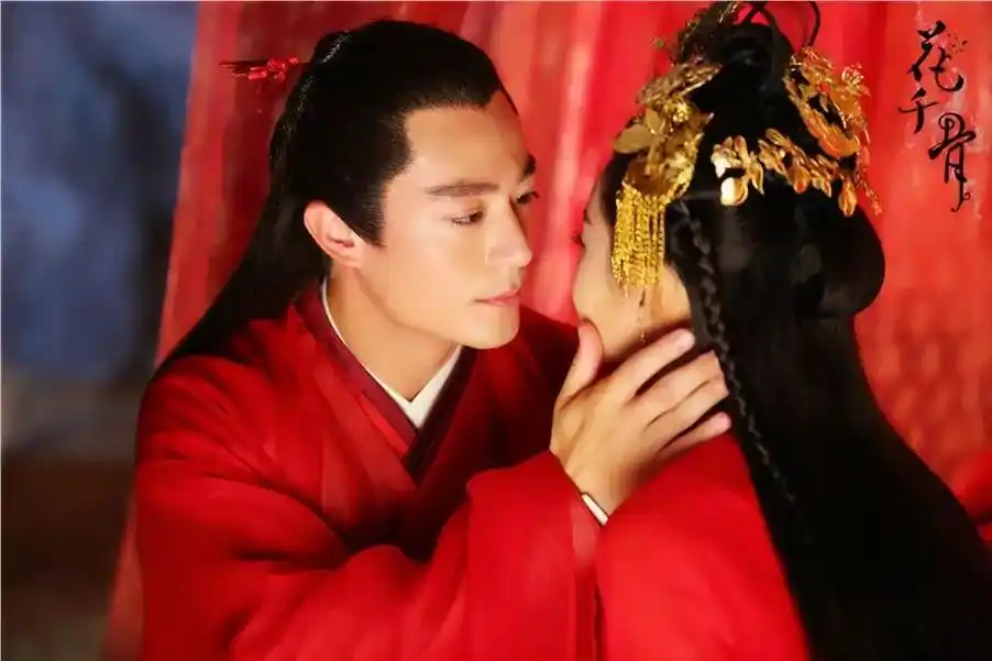 花千骨 #白子画 好喜欢这部剧,男主高冷温柔,女主甜美可爱 - 抖音