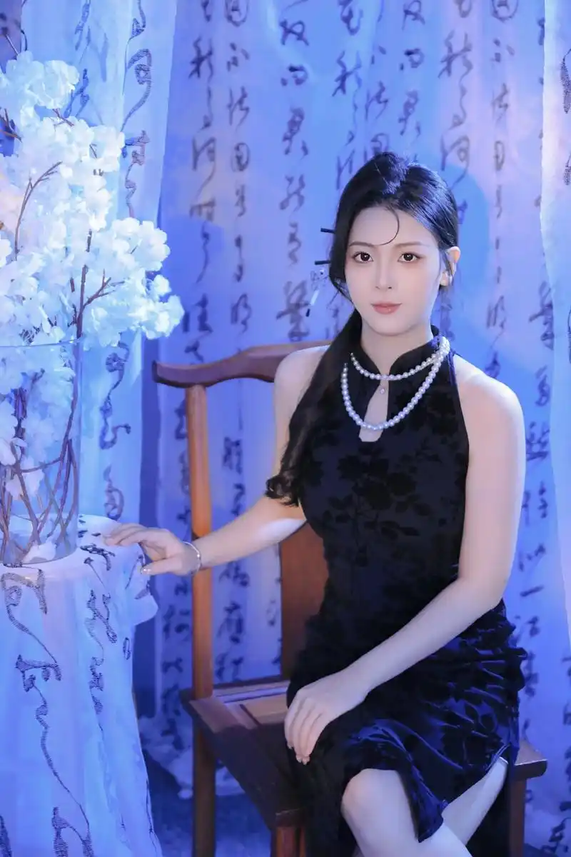 穿上旗袍做一回国风少女#许梦圆古装照