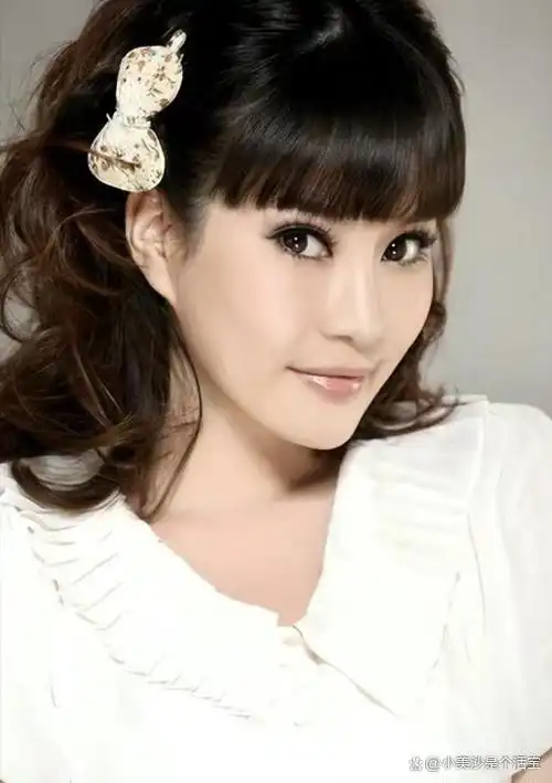 20年前侯耀文老婆跟戴志诚跑了,侯耀文现已去世,戴志诚家庭美满