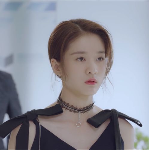 张雪迎同款蕾丝choker 项圈颈带 尹夏沫同款锁骨链 黑色简约遮疤