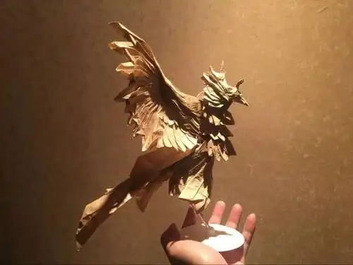 不剪不裁一张纸,折纸"怪才"造出世界上最复杂的"大圣归来"